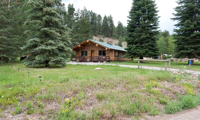 Durango - Purgatory Cabin | Cabin ∙ 2 bedrooms ∙ 4 guests