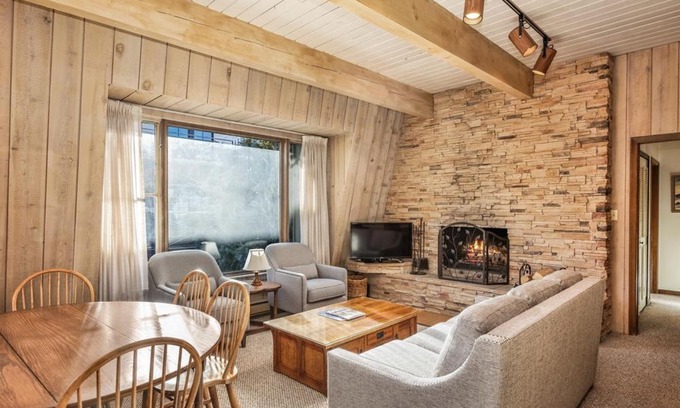 Aspen House | Chateau Dumont Unit 15, Spacious Top Floor Condo, Two Blocks from Aspen Mountain
