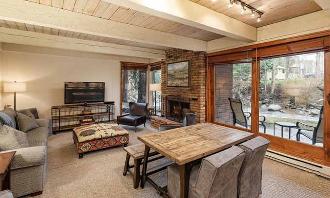 Aspen House | Chateau Eau Claire Unit 20