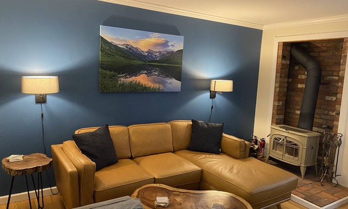 Glenwood Springs House | Close to Everything - Downtown Glenwood in Comfort
