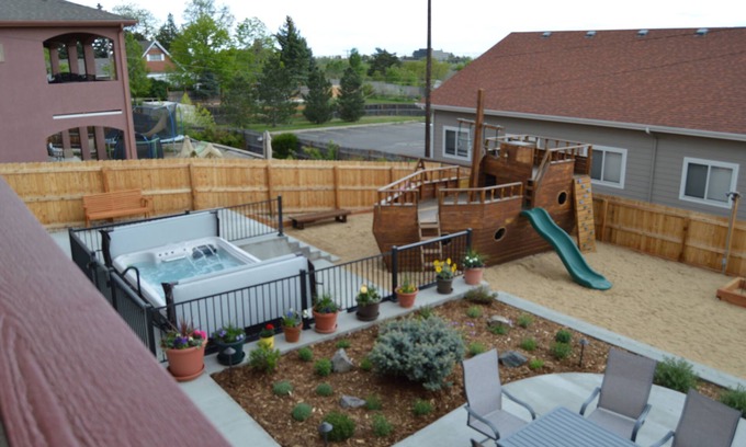 Northglenn House | Colorado Getaway w/Hot Tub & Fire-pit Sleeps 16+