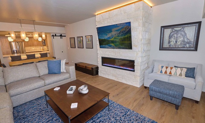 Peak 9 Condo | COMPLETE REMODEL Spacious 2 Bedroom w/Mountain View! Best location in Breck!