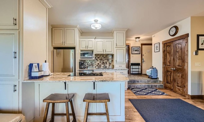 Summit Cove Condo | Condo ∙ 1 bedroom ∙ 2 guests