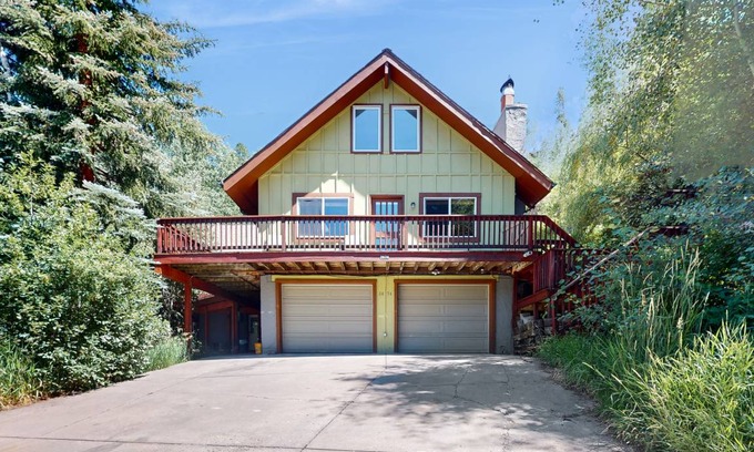 Intermountain Condo | Condo ∙ 2 bedrooms ∙ 7 guests