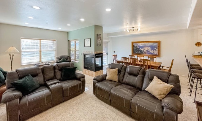 Fraser Condo | Condo ∙ 2 bedrooms ∙ 8 guests
