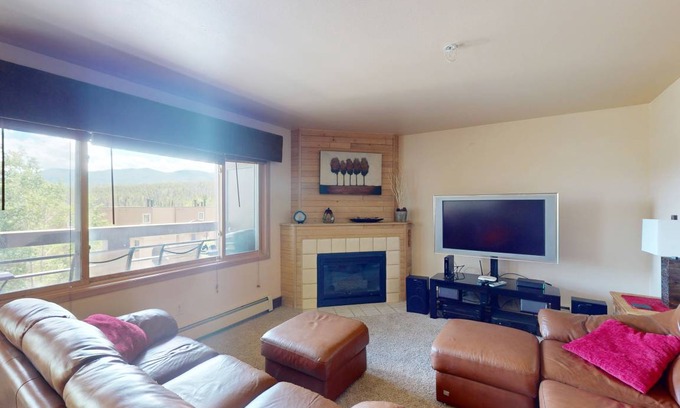 Wildernest Condo | Condo ∙ 2 bedrooms ∙ 5 guests