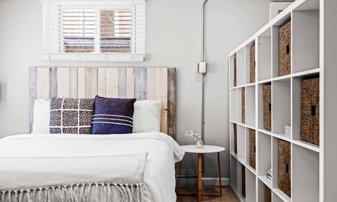 West Colfax Apartment | Contemporary Finishes | Studio | Sloan's Lake 30+
