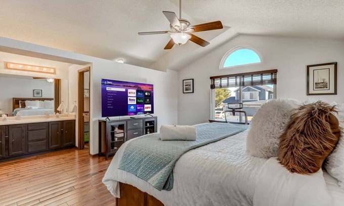 Northeast Colorado Springs House | Cottonwood Crossing! Parkside w Tesla EV Charger!