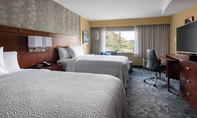 Glenwood Springs Hotel | Courtyard by Marriott Glenwood Springs