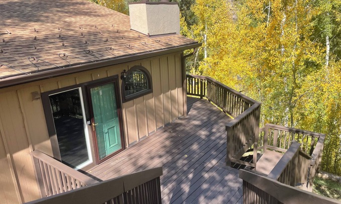 Intermountain Condo | Cozy ski & summer retreat on Vail Moutain, just 5 min away from Vail Ski Resort