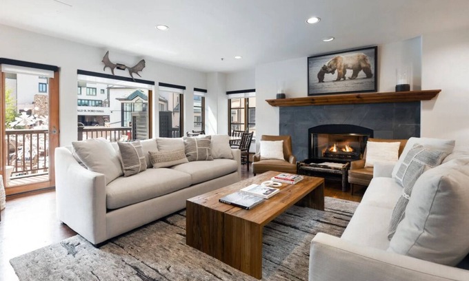 Beaver Creek Condo | CRBC - Heart of BC Village, AC, Ski in/out, 2 Master Suites, Walk to Everything