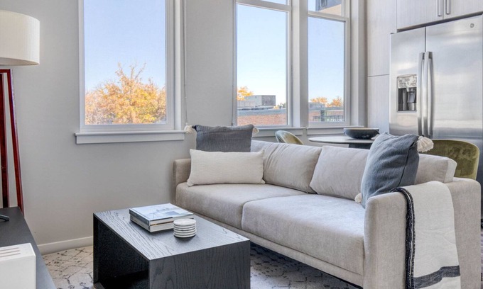 Transit Village Apartment | Deluxe Boulder 1BR w/ Pool, W/D & Spa, nr Google Campus, by Blueground