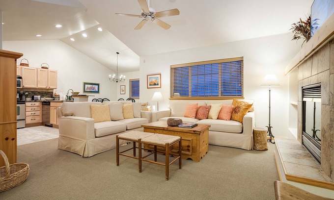 Steamboat Springs House | Discounted Lift Tickets! Relaxing Steamboat Town Home In A Great Location!