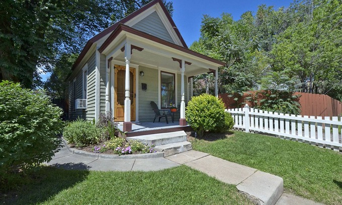 Central Colorado Springs House | Downtown Charming Mini-Victorian w/Garage