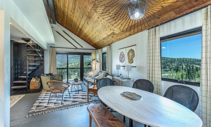 Purgatory House | East Rim Unit D23