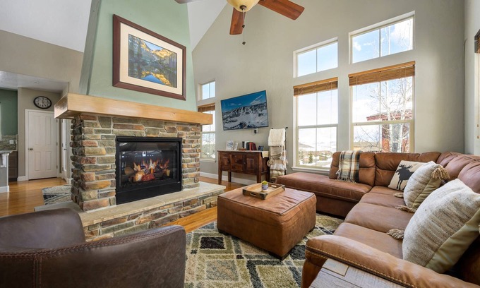 Granby House | Epic Ski In/Ski Out Location, Hot Tub, Open Layout w/Plush and Cozy Setting, Home Sits on Slopes