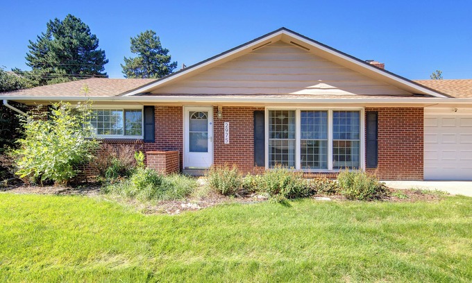 Lakewood House | Family Retreat! Quiet - ☀By Denver & Mountains☀, New Hot Tub! Sleeps 10!
