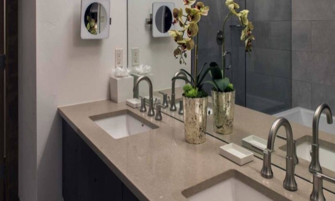 Breckenridge House | Fantastic slopeside resort with all the amenities