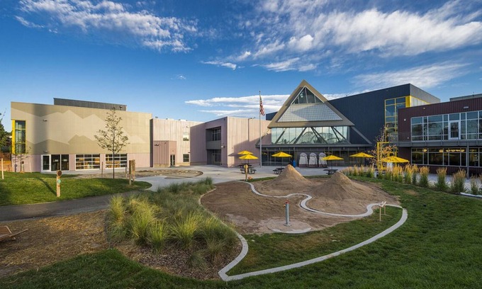 Wheat Ridge House | Few Minutes Away to Museum of Contemporary Art! 4 Fantastic Units