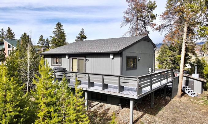 Fraser House | Fraser vacation home family getaway, outdoor hot tub, garage