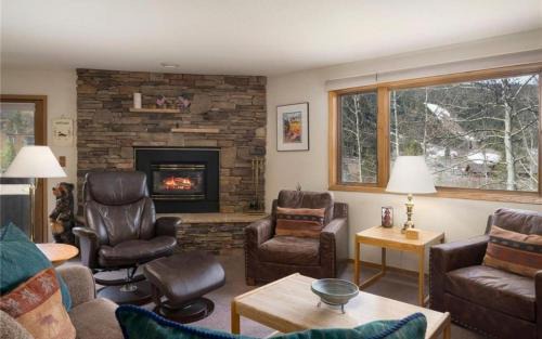 Mountain House Apartment | Frostfire D24 condo