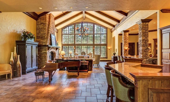Warrior's Mark West House | Gold King Retreat