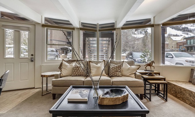 Aspen Condo | Gorgeous, Deluxe 3BDR, Aspen Core w/Parking