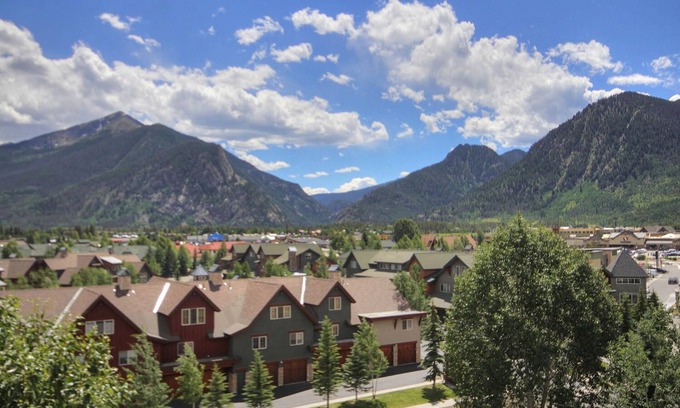 Frisco Condo | Gorgeous two bedroom Frisco condo. Unbeatable views of Lake Dillon.