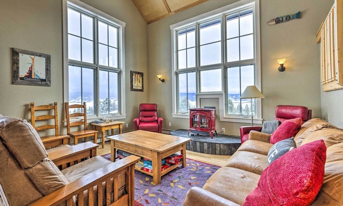 Granby House | Granby Home: Stunning Mountain & Lake Views!
