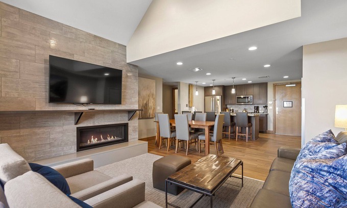 Boulder Ridge Condo | Grand Colorado on Peak 8 1Bedroom - Ski in/out