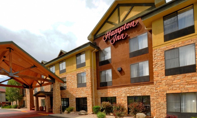 Glenwood Springs Hotel | Hampton Inn Glenwood Springs
