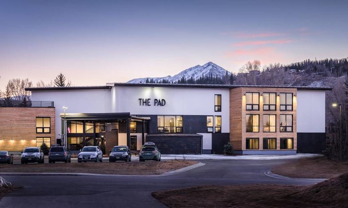 Silverthorne Hostel | Hostel ∙ 8 guests