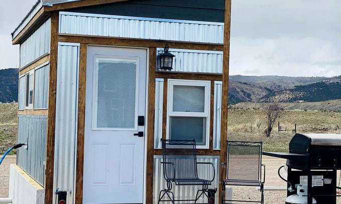 Meeker House | House ∙ 1 bedroom ∙ 2 guests