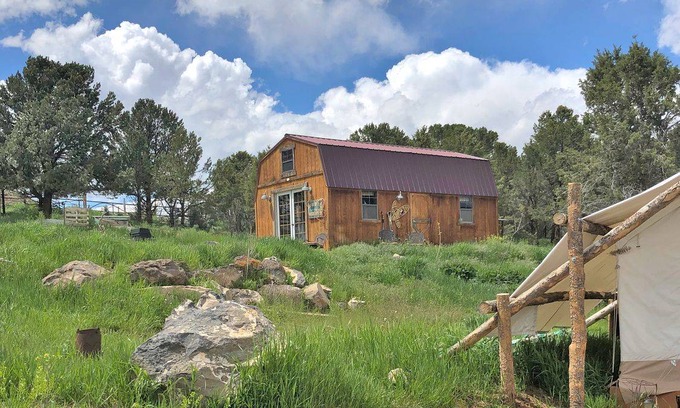 Missouri Heights House | House ∙ 1 bedroom ∙ 2 guests