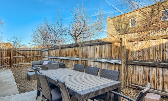 Cole House | House ∙ 2 bedrooms ∙ 4 guests