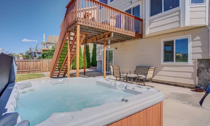 Northeast Colorado Springs House | House ∙ 5 bedrooms ∙ 10 guests