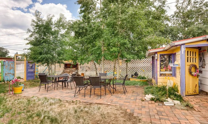Leadville Hostel | Inn the Clouds Hostel & Inn