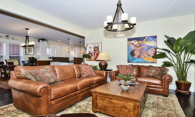 Old North End House | La Casita, a Beautifully Renovated, Stylish 3BR/2BA Home in Downtown COS near CC