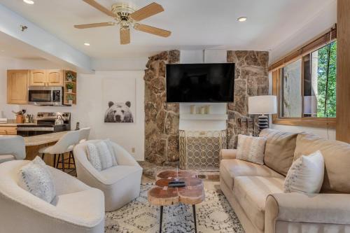 Snowmass Village House | Laurelwood Condominiums 304