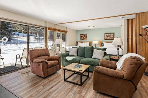 Snowmass Village House | Lichenhearth 26