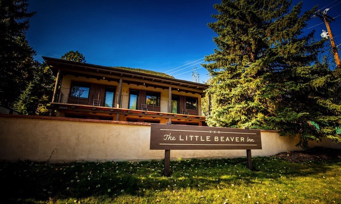 Green Mountain Falls Hotel | Little Beaver Inn