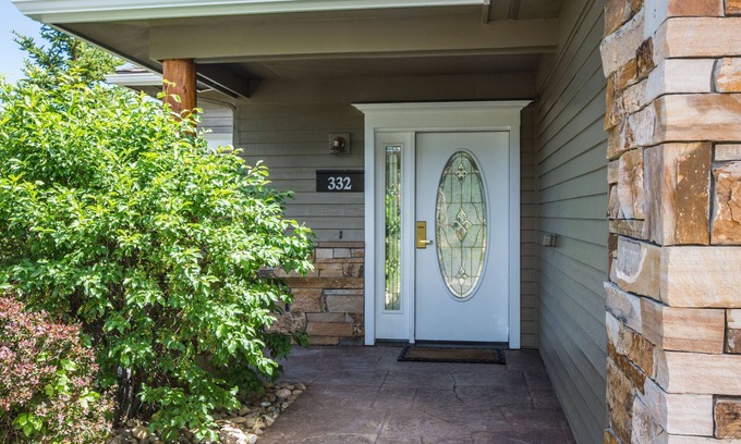 Stanley Hills Condo | Luxurious condo with wood floors, private hot tub, and gorgeous views!