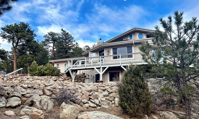 Lyons House | Lyons Retreat- Scenic, tranquil, 40 acres, private, gated home w/Reservoir views
