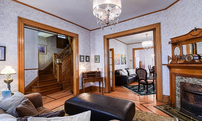 Leadville North House | Mayor's Escape Manor - Access the great outdoors