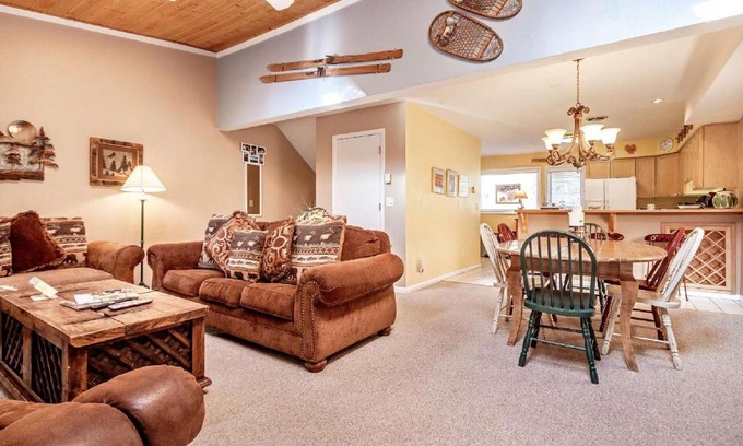 Intermountain Apartment | Meadow Creek Townhome F4