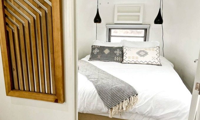 Pear Park House | Mobile home ∙ 1 bedroom ∙ 3 guests