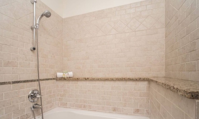 Stanley Hills Condo | Modern condo w/ cozy fireplace, hot tub and Jacuzzi! #347