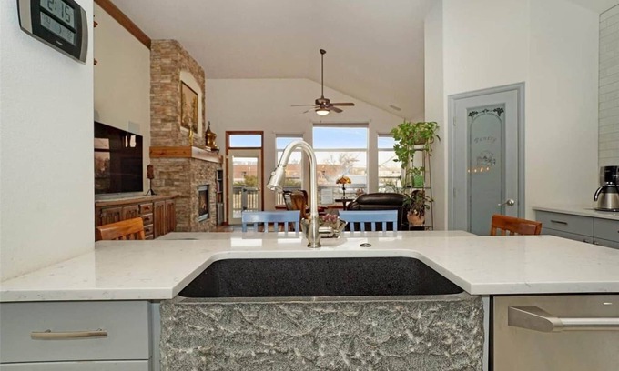 Ken Caryl House | ★Monthly Only★Ranch Home 3BD2BA Near Red Rocks