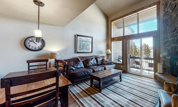 Fraser House | Mountain Memories Condo