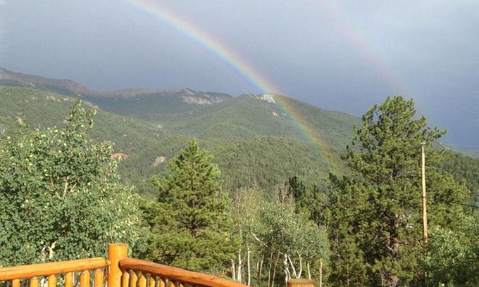 Rainbow Valley House | Mountain View
